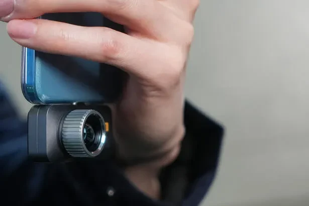 Fluke iSee TC03A / TC03A PRO - Camera nhiệt chuyên nghiệp cho smartphone